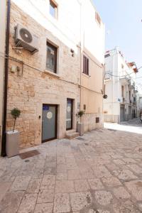 Je TAime Via G Valentino