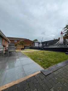 Bungalow with hot tub & Sauna