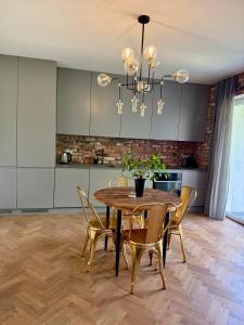 Nowoczesne studio z dobrą energią