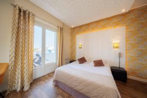 Hotels Hotel Belle Vue Royan : photos des chambres