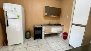 #02-Z - (Refúgio e Mar) Hospedagem em Canto Grande, Bombinhas