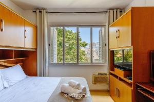 Apto confortável 800m do PQ. Redenção EBA0401