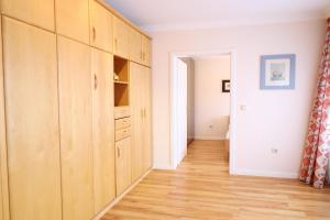 Elisabethstraße 2, W13