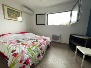 Maisons de vacances Maison familiale avec piscine a Juvignac, 90 m², 6 pers. : photos des chambres