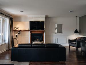 Chic condo at the foot of the slopes of Saint-Sauveur