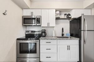 Fashion Square Apt1 SWVillage Scottsdale 8Plex