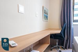 Apartamento em condomínio moderno no Itaigara