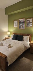 Cosy 2 bedroom flat-castle view