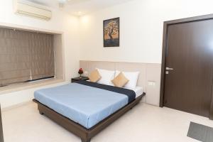 Urban Luxe by JadeCaps Nr Birla Mandir3BHK