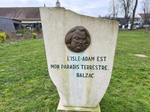 B&B / Chambres d'hotes Nouveau au coeur de l-Isle Adam - Le Clos de l-Isle : photos des chambres