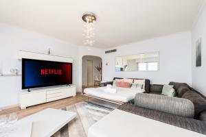 Frontière avec Monaco - Balcon avec vue mer - Parking - DO