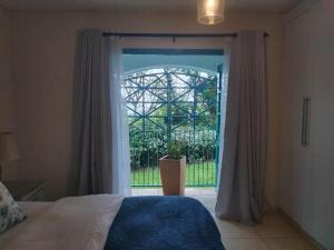 E1 Paros - Ballito A touch of Greece in Shakas Rock