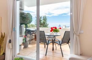 2- bedroom apartment with seaview & great location