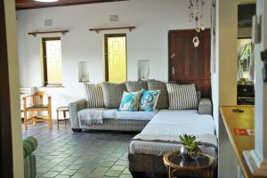 Breeze & Bliss Beach House 300m Walk to the Beach!