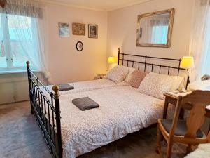 Holmåkra long stay by House Viola, 3 bedroom entire house in Bodafors, sleeps 7