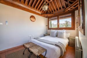 Deluxe Double Room with Balcony room in Casa Bombo
