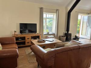 Llaethdy - The Dairy