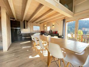 Chalet de luxe 10 pers. avec sauna au cœur du village, WiFi inclus - FR-1-505-34