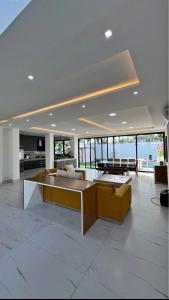 Lujosa casa Samborondon