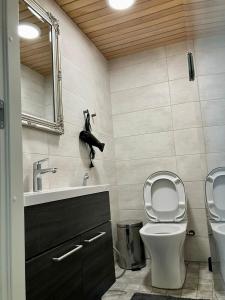 Studio with private entrance