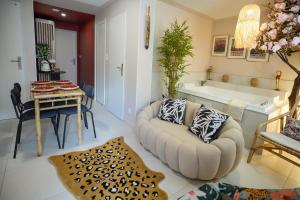 Appartements Spa sous le Mokuren - Escapade Zen a Blois : photos des chambres