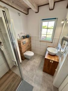 Domek Biały Lotos - Cisza i natura blisko plaży i centrum