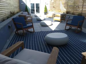 Apt Close to Downtown with Gym