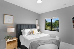 Spacious 4-BR House W Free Parking