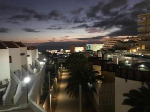 Marina Primavera Vue mer coucher de soleil , 2 climes , WIFI fibre , Adeje