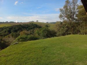 Chacara aconchegante em meio a natureza e paz
