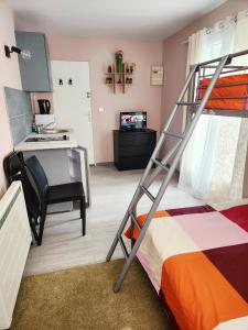 Chambre lumineuse à 5 min dOrly