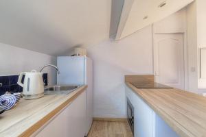 IDÉAL Pro & Couples - Calme- Dernier Etage - Cité des Affaires