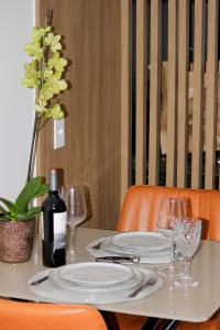 Flat aconchegante na Vila Olímpia - Vista para a avenida e ótima localização!