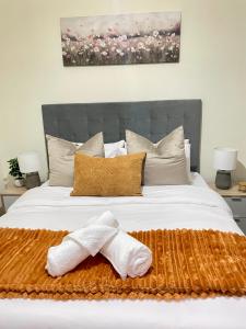 Luxury 1-Bedroom Apartment in Fourways-Sandton with FREE Gym, swimming Pool and Restaurant