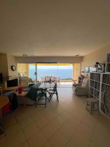 Scenic View Apartment by Saronida Beach