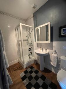 B&B / Chambres d'hotes Le Moulin des Farges : Chambre Double 