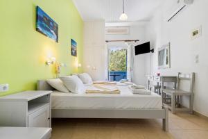 Standard Twin Room with Garden View room in Hotel Selini