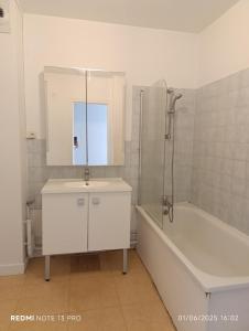 Appartements Asnieres-sur-Seine : photos des chambres
