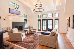 Gorgeous Renovation Walk to Water - 4hvězdičkové hotely ve městě Orleans