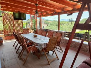 Georges family friendly maisonette with great exterior