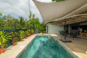 Casa Tatala - 2bdr home with pool near Santa Teresa beach