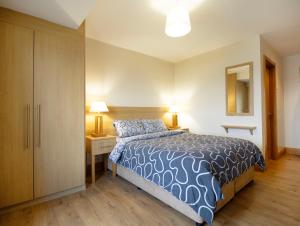 St Angelas Lakeside Aparthotel SALA