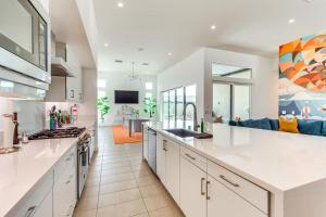 Desert Oasis in Palm Springs with Resort-Style Perks