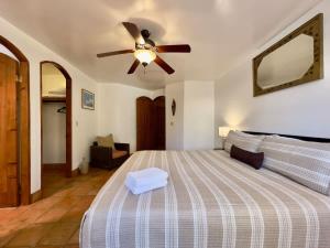 Puerto Nuevo Villa Fiesta 2BR 2BA with pool