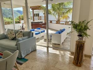 Beautiful apartment with sea view