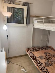Antibes, Agreable appartement familiale en Rez de Jardin -2 piscines&tennis