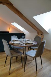 Appartements Les Combles d-Eliot - Charme sur la vallee : photos des chambres