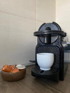 Entire house - Cute and Modern Flat, Very Well Connected to the City Center