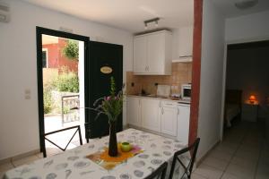 Glyfada Gorgona Apartments Corfu Greece