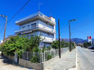 Aristotelis Apartment 2nd floor